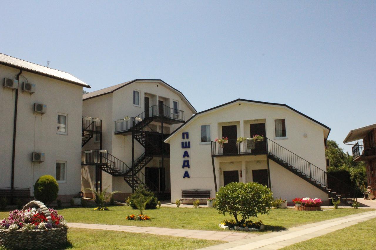 Hotel Pshada Pitsunda Exterior foto